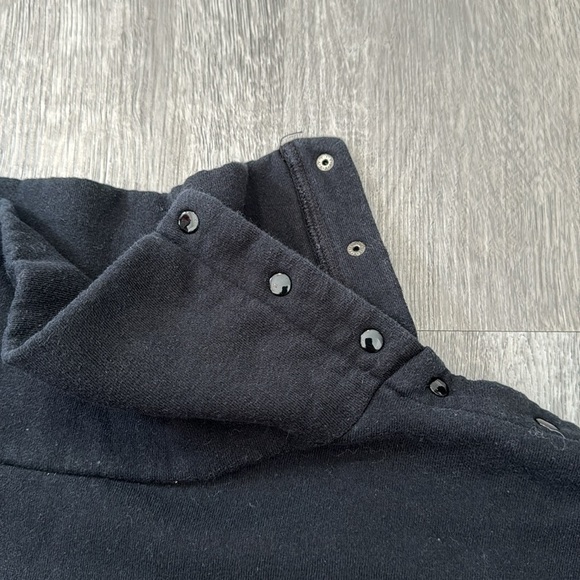 Women's Black Cowl Neck Fabletics Warm Sweatshirt Size medium - Picture 2 of 6